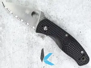 Spyderco C136SBK Persistence FRN Fully Serrated