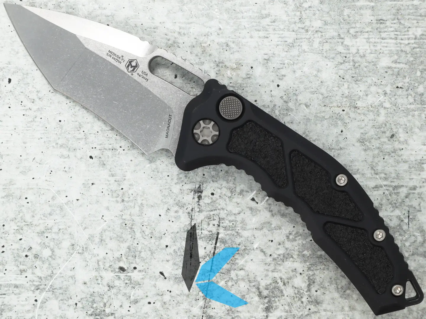 Heretic Knives H012-2A Medusa Auto Recurve Stonewash