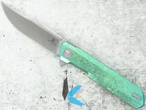 Bestechman BMK01-C-2 Dundee, Green Crystalized Titanium Handle